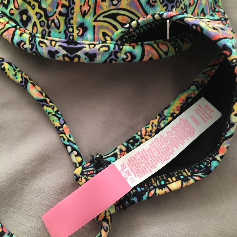 Garden Mosaic Victoria’s Secret 34b / Small - Picture 2 of 3